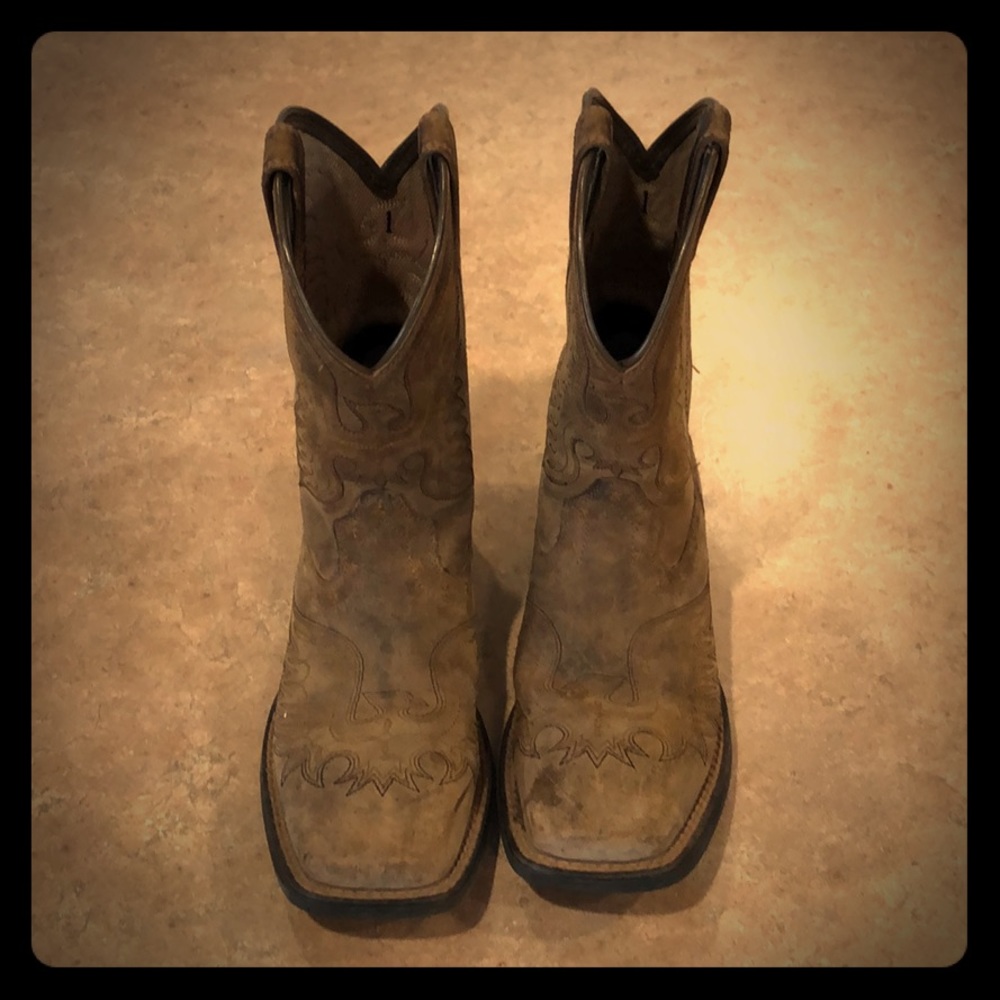 Ariat sz 1 youth boots